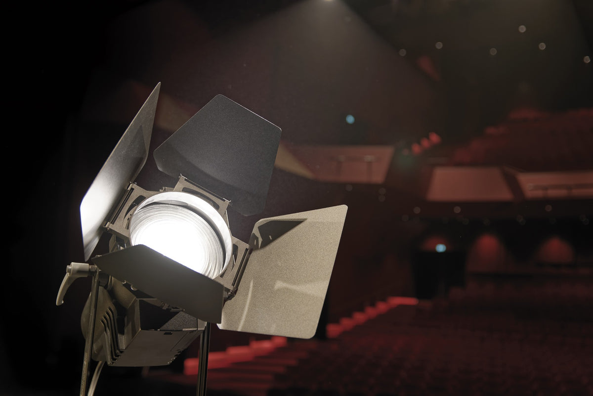 TF-260C7 Fresnel, LED-fresnel 15°–50°