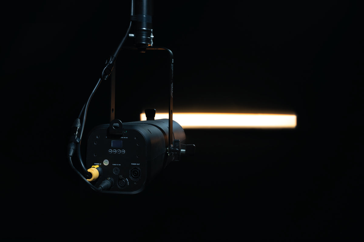 Performer Profile Zoom 150 Q6, LED-profilstrålkastare 150 W RGBACL