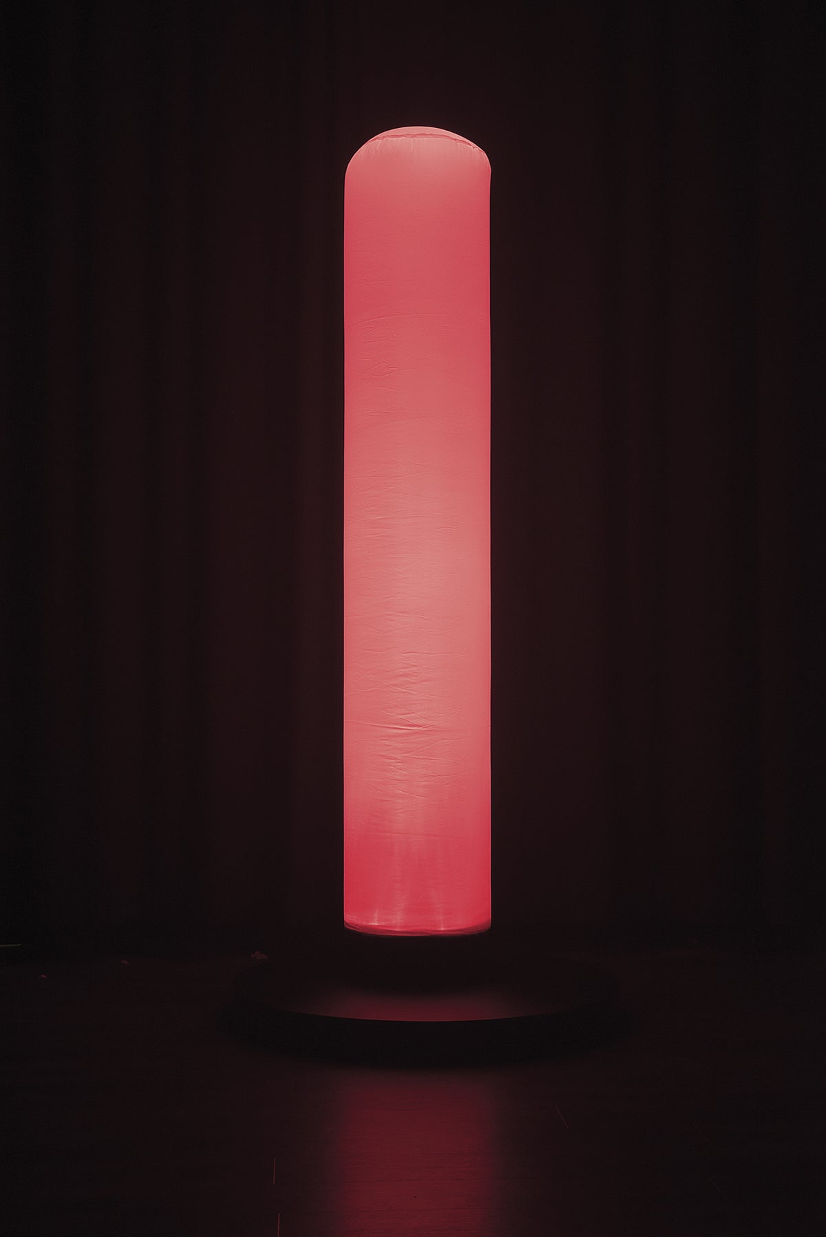 Aircone Q6, uppblåsbar LED-kon RGBWA-UV