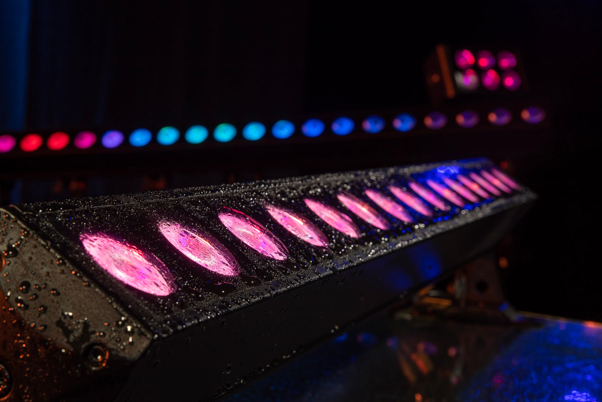 Cameleon Bar 15 Q6 Tour, RGBWA-UV LED-ramp, IP65