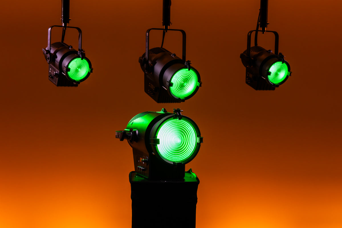 Performer 2500 Fresnel Q6 MKII, LED-fresnel 350 W RGBALC
