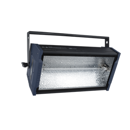 Titan Strobe BLAZE 1 500 W strobe med RGB-bakgrundseffekt