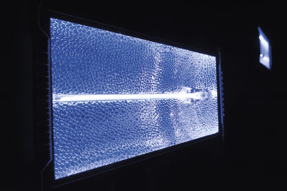 Titan Strobe BLAZE 1 500 W strobe med RGB-bakgrundseffekt