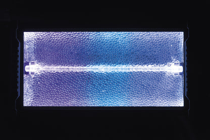 Titan Strobe BLAZE 1 500 W strobe med RGB-bakgrundseffekt