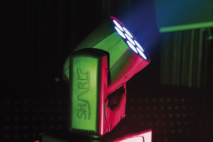 Shark Wash One, RGBWA-UV LED-wash-moving head 7 × 12 W