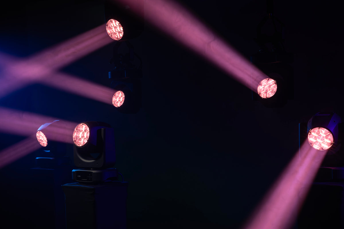 Xpression 2000W WashBeam, svart, RGBW LED-wash-moving head