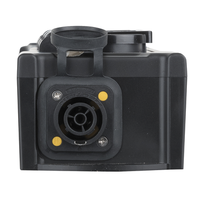 PowerBOX 4 med powerCON TRUE1 in/ut