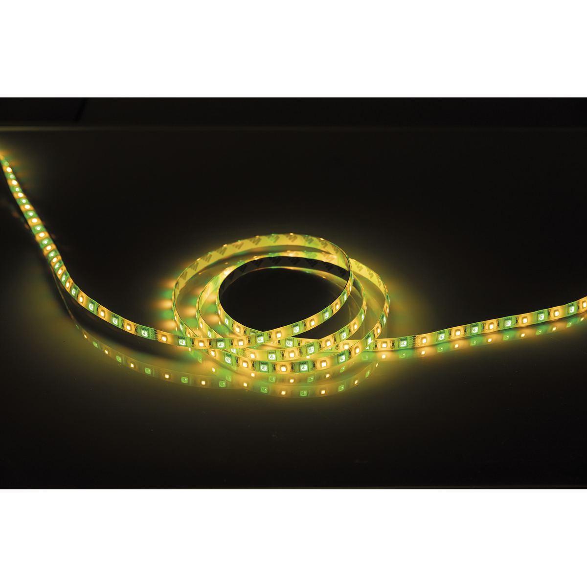 Havana Dropper, LED-slinga RGB + 2400 K, IP62, 5 m, 11,6 W/m