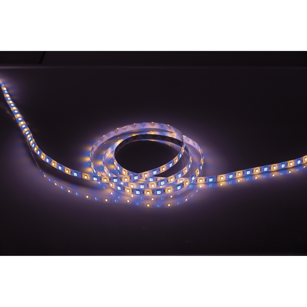 Havana Dropper, LED-slinga RGB + 2400 K, IP62, 5 m, 11,6 W/m