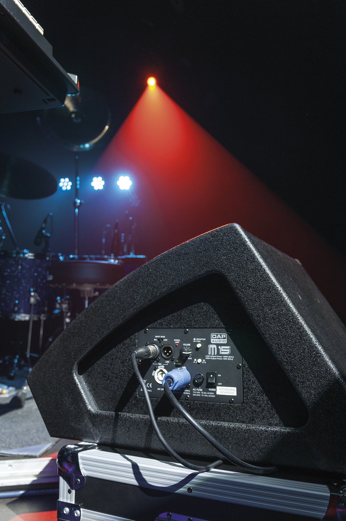 M15 aktiv golvmonitor 15"